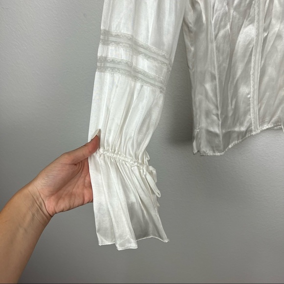 Divine Heritage Satin Lace Inset Ruffle Blouse White Long Sleeve Button Down Top - Picture 5 of 9